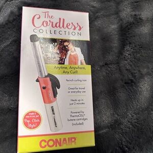 Cordless curling iron
